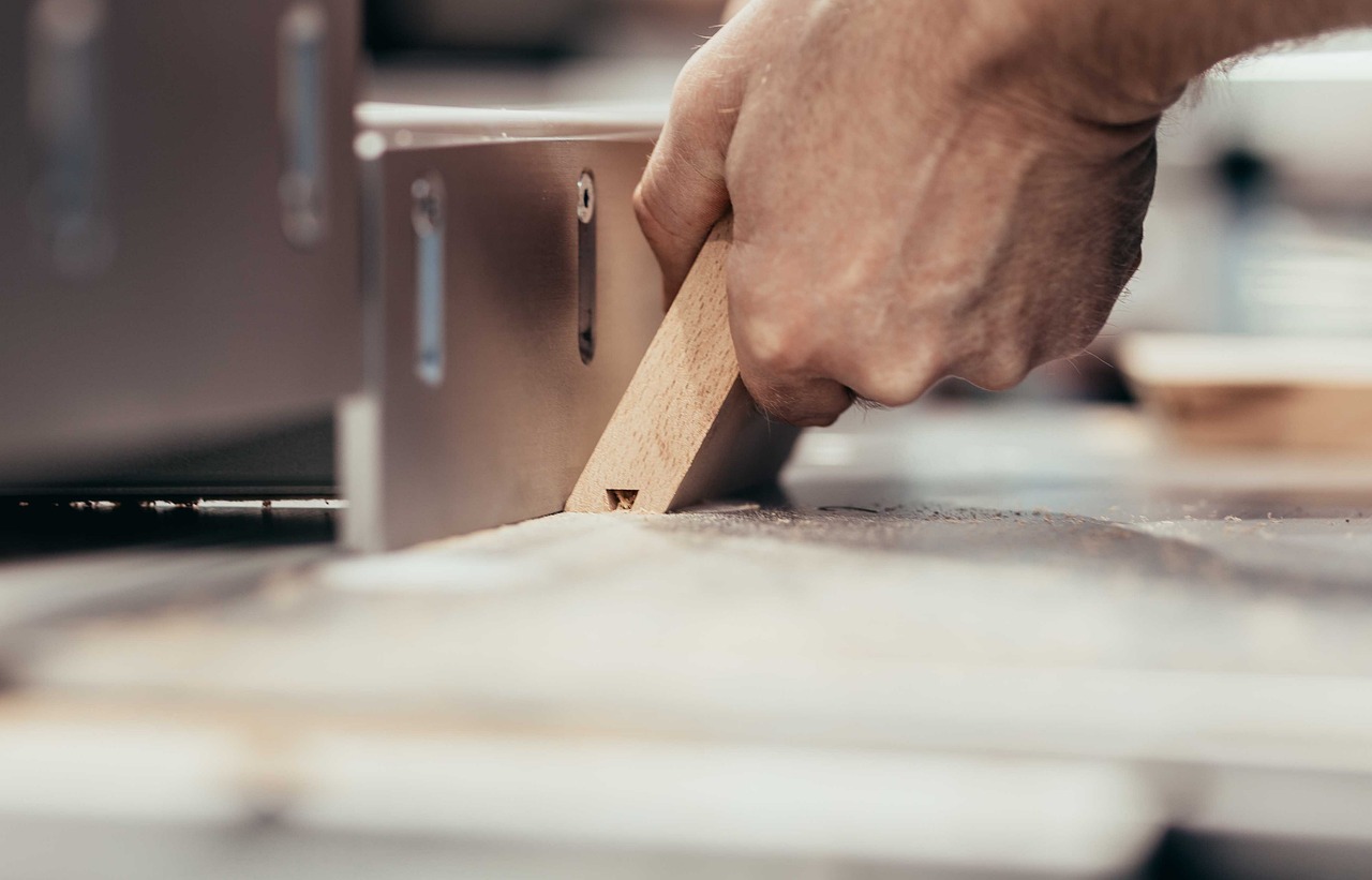 Tackling Complex Woodworking Projects for Beginners